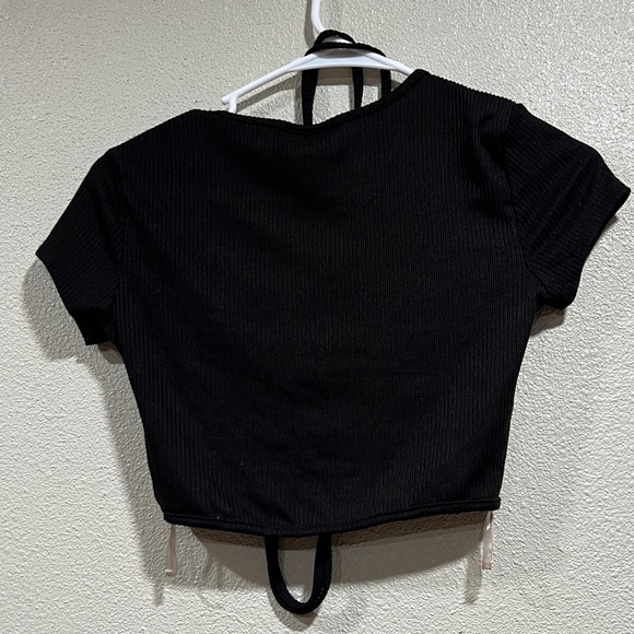 Just Polly Black Ribbed Crop Top Waist Wrap Up - Picture 2 of 4
